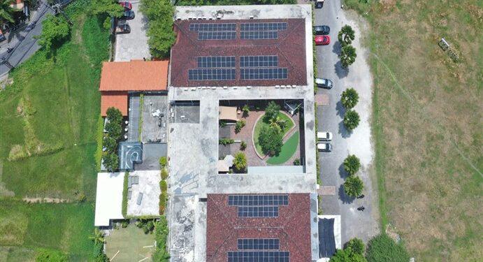 PLTS Atap Xurya di Tamora Squar