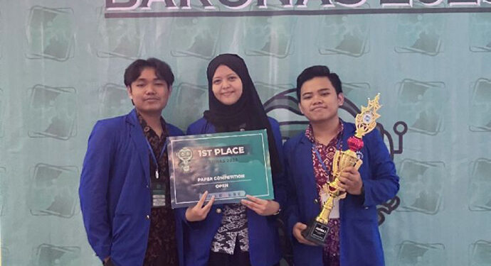 UPER juara 1 Kategori Karya Tulis Ilmiah Lomba Robot Nasional 2023