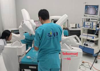 5G Robotic Telesurgery