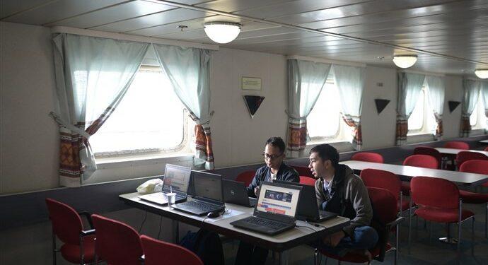 Hotel Apung KM Sinabung