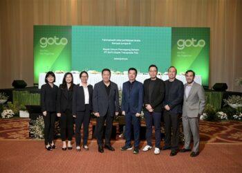 Direksi dan Komisaris GoTo