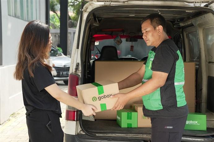 GoSend Car Instant dan GoBox Van