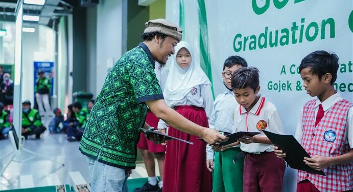 Gojek x Gramedia Academy