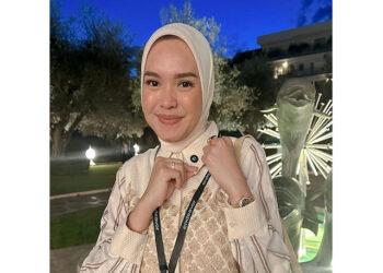 CEO dan Founder Buttonscarves Linda Anggrea