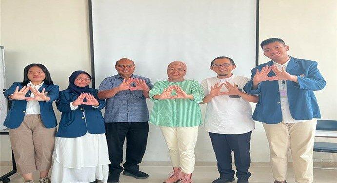 Mahasiswa UNAIR - Aplikasi AurA