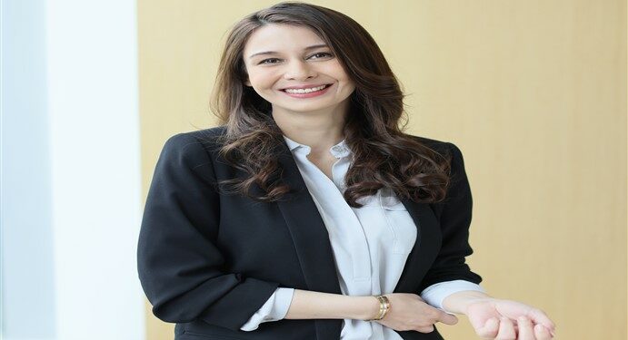 Nadia Omer - airasia MOVE