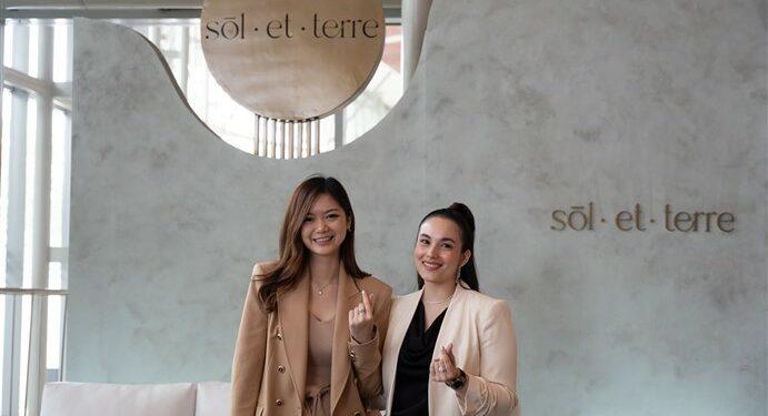 Veronica Pranata dan Chelsea Islan