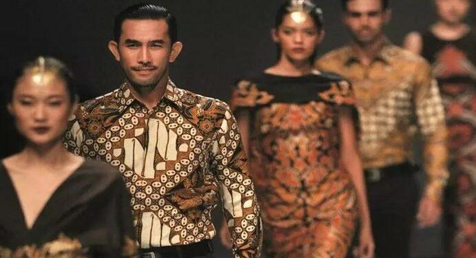 busana batik di Lazada