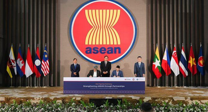 ASEAN Centre for Energy x Huawei Tech Investment