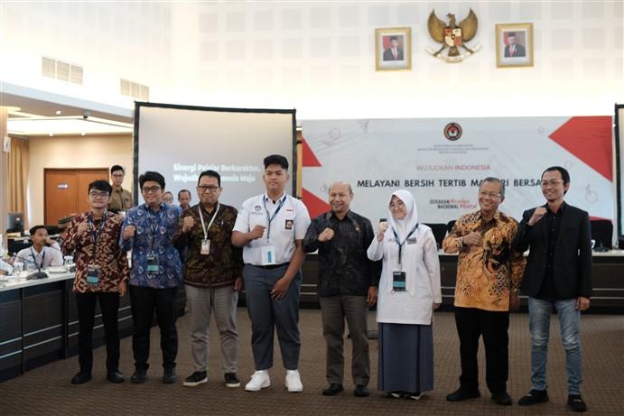 Forum Pelajar Indonesia (FOR) 12
