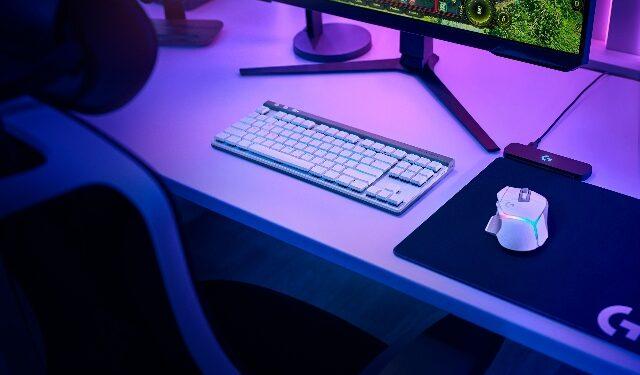 Logitech Hadirkan Keyboard Gaming Minimalis Dengan Performa Tinggi