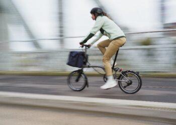Brompton Hadirkan Sepeda Lipat Paling Ringan Berteknologi Mutakhir