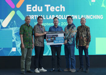 Kolaborasi GEAR Computer dan Axioo Untuk Pengentasan Buta Teknologi di Indonesia