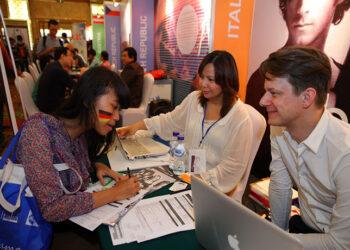 Top 5 Tempat Kuliah Terbaik di Negara-Negara Uni Eropa Versi Pelajar Internasional