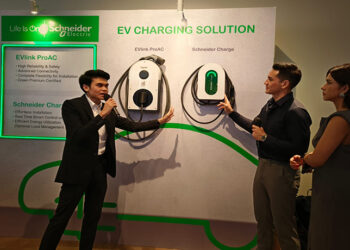 Schneider Electric Hadirkan Solusi Pengisian Kendaraan Listrik di Indonesia