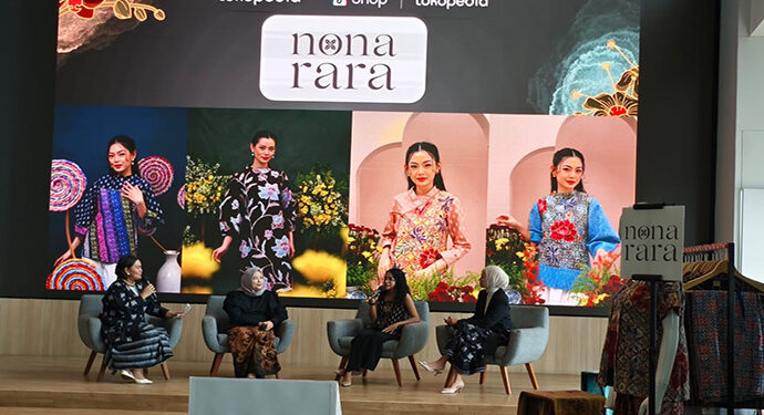 Tokopedia dan ShopTokopedia Hadirkan Beragam Inisiatif Untuk Akselerasi UMKM Batik Lokal