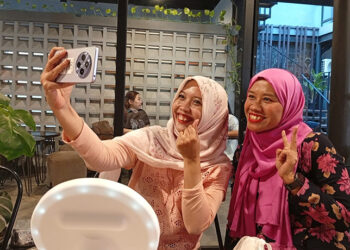 Tips Mudah Hasilkan Swafoto Menawan Dengan Redmi 14C