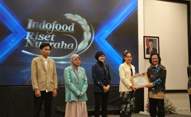 Indofood Riset Nugraha 2024 Kucurkan Dana Riset Bagi 80 Mahasiswa S1