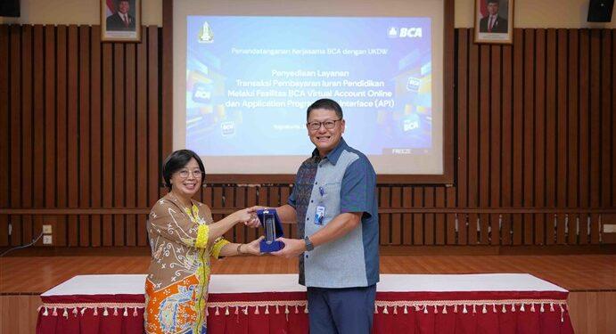 Pembayaran Iuran Pendidikan