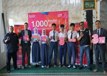 Tri dan 1.000 Guru Foundation Buka Akses Digital Untuk 400 Sekolah di Pelosok Negeri