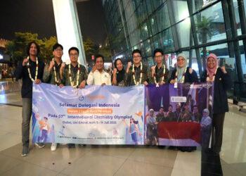 Tim Pelajar Indonesia Raih Medali di Ajang Olimpiade Kimia Internasional