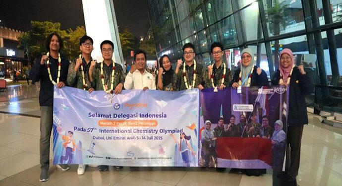Tim Pelajar Indonesia Raih Medali di Ajang Olimpiade Kimia Internasional