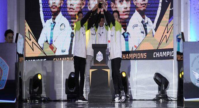 Garena Youth Championship 2025 Free Fire Berhadiah Beasiswa Rp21 Miliar