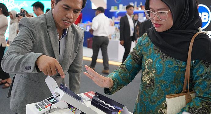 Telkomsel Pamerkan Beragam Solusi AI Terkini di KSTI Indonesia 2025