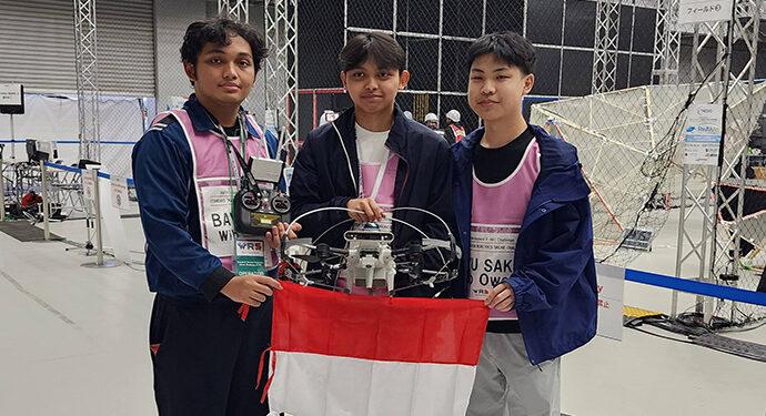 Pelajar Indonesia Tembus 4 Besar Dunia dalam Kompetisi Robot Internasional di Jepang