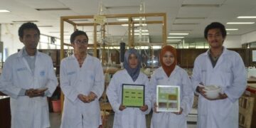 Kantong Plastik dari Biji Durian