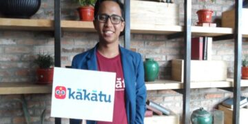 Muhamad Nur Awaludin : Pecandu Gadget Yang Cari Solusi