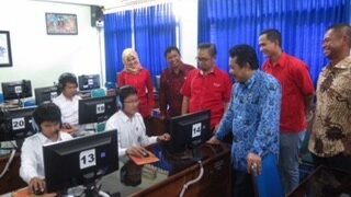 Latih Remaja Buat Aplikasi, Telkomsel Gelar NextDev Junior