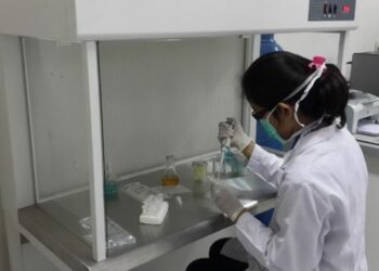 Minyak Serai dan Minyak Jeruk Purut Jadi Obat Kumur