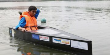 Kapal Plat Datar UI Ke International Hydrocontest 2016