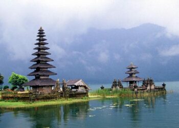 industri pariwisata