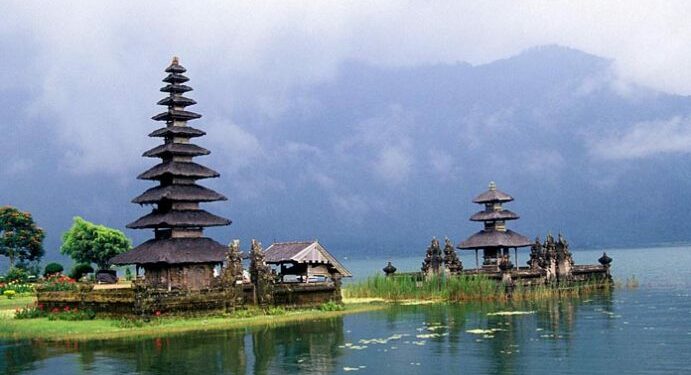 industri pariwisata