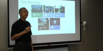 Komputasi Awan Efisienkan Bisnis Teknopreneur