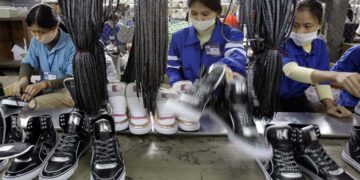 Sepatu Premium Asli Indonesia “Equator” Diluncurkan Juli 2016