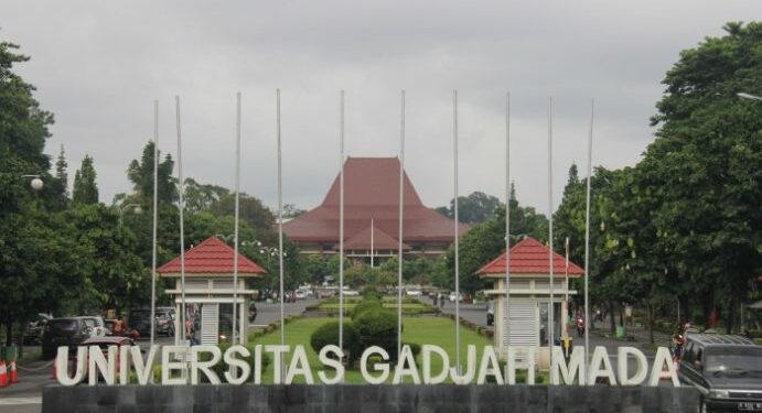 Website UGM Paling Populer Versi 4ICU