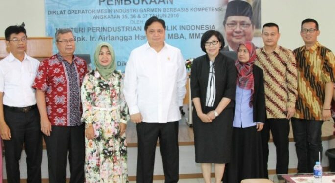 300 Siswa Ikuti Diklat Operator Mesin Garmen