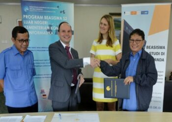 Kominfo Siapkan Beasiswa WNI Ke Belanda