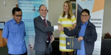 Kominfo Siapkan Beasiswa WNI Ke Belanda
