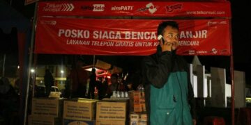Pasca Bencana Alam Banjir Bandang di Garut : Hadirkan Layanan Telepon Gratis, Telkomsel Jamin Kelancaran Komunikasi Pelanggan