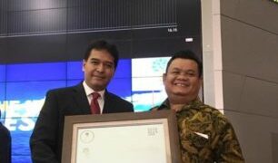 Jadi Perusahaan yang Sahamnya Paling Diminati, Telkom Raih Predikat IDX Top Ten Blue