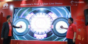Telkomsel dan Huawei Uji Coba Teknologi Seluler 1 Gbps