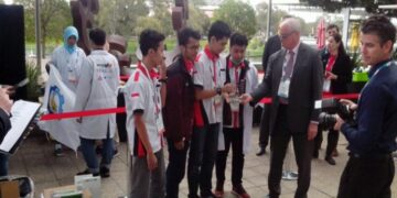 Tim UGM Juara Kompetisi Chem-E-Car di Australia