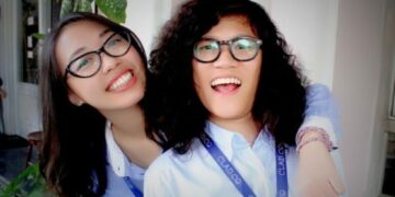 Raissa dan Amanda : Semangat Ngembangin Bisnis Pakaian Daleman