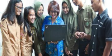 XL Akan Cetak 1.000 Sekolah Broadband