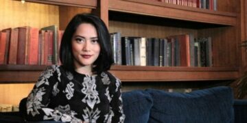 Dina Rimandra Handayani : Ingin Merawat Tradisi Batik