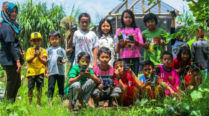 Yeni Dwi Fitriana : Menyejahterakan Masyarakat Desa Lewat Eco Wisata Organik